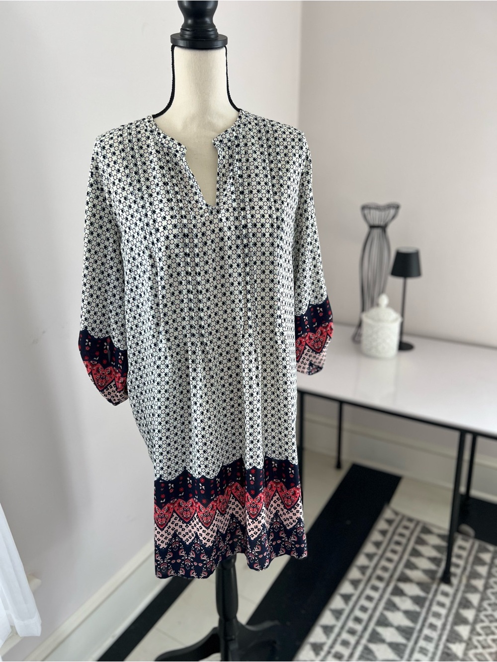 Collective Concepts White and Navy Tunic with Coral Border Print